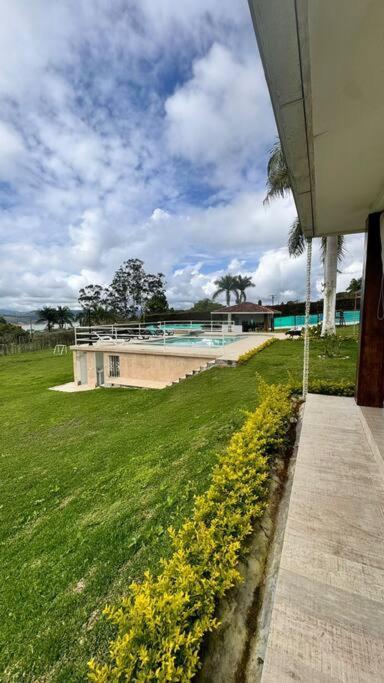 Finca Con Vistas Al Lago Calima Villa Exterior photo